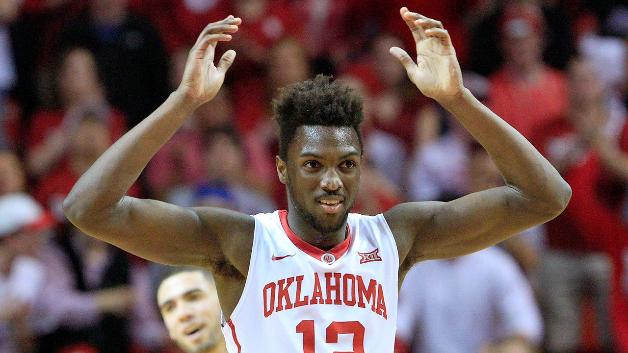 No. 17 Oklahoma rises in Big 12 by beating No. 14 Iowa State